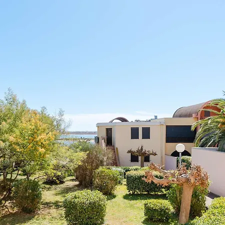 Apartment T2 Climatise Pres Plage, Parking, Cuisine Equipee, Balcon - - Fr-1-409-227